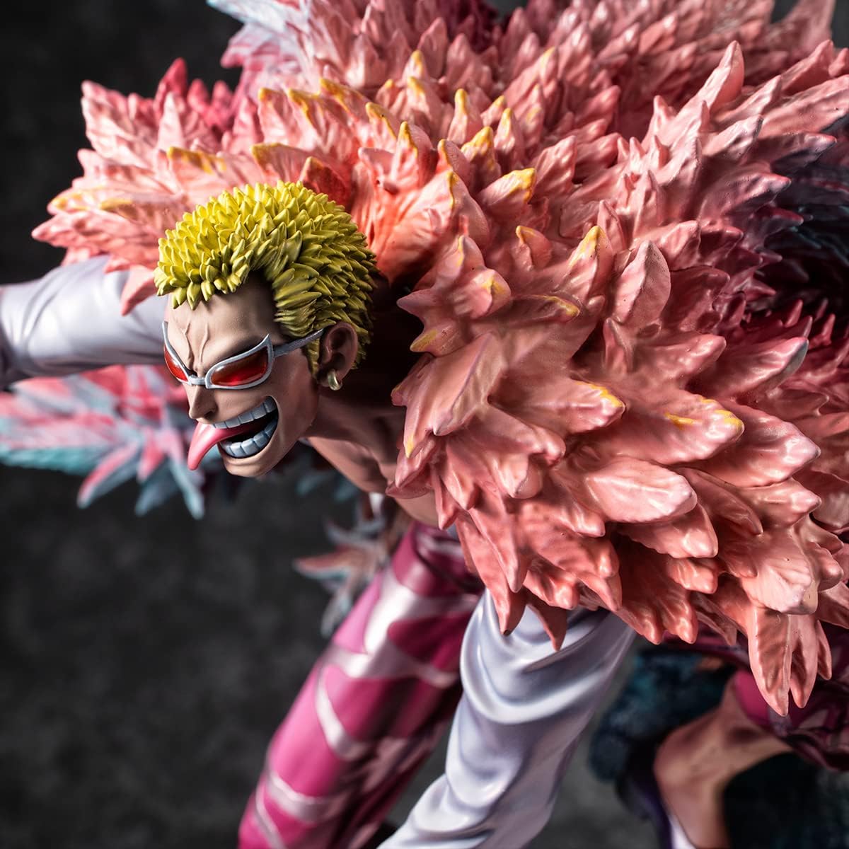 Megahouse P.O.P One Piece WA-Maximum Donquixote Doflamingo Figure