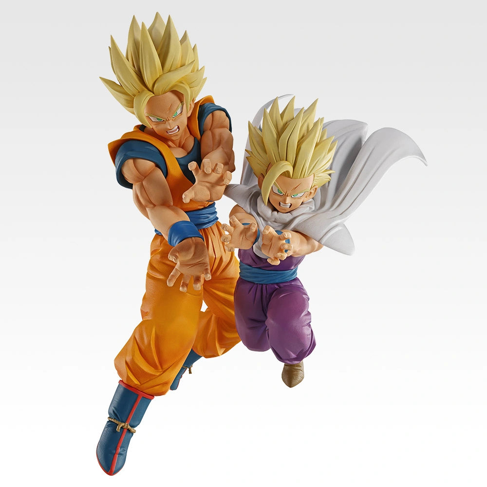 Ichiban Kuji Dragon Ball E Prize Son Goku and Son Gohan Figure Set