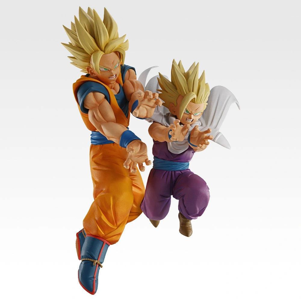 Ichiban Kuji Dragon Ball E Prize Son Goku and Son Gohan Figure Set