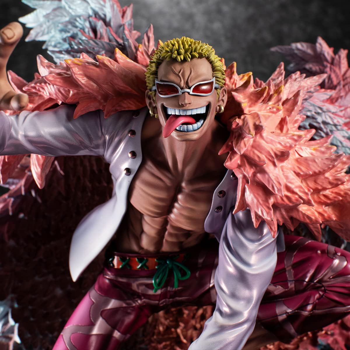 Megahouse P.O.P One Piece WA-Maximum Donquixote Doflamingo Figure