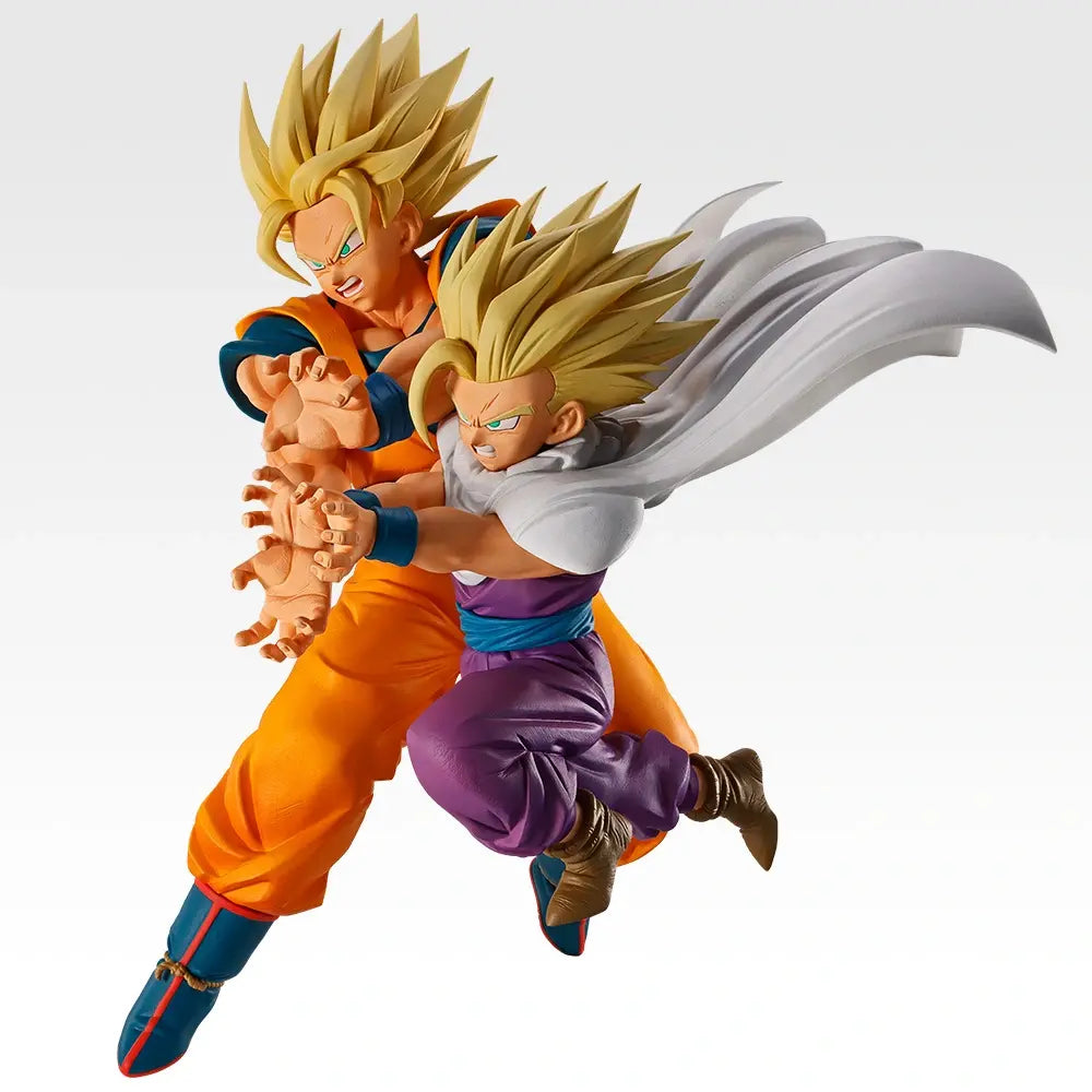 Ichiban Kuji Dragon Ball E Prize Son Goku and Son Gohan Figure Set
